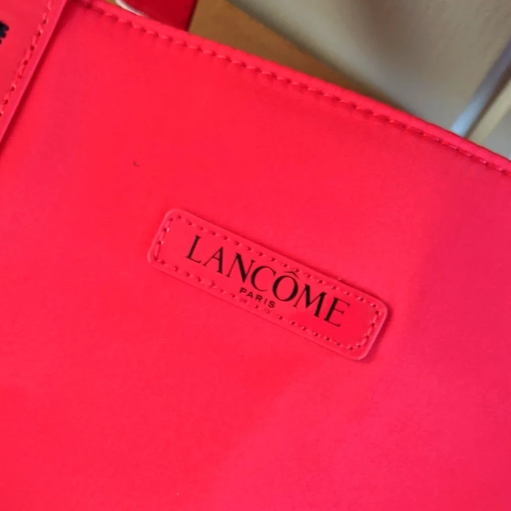 SOLD Lancome color block tote - Picture 4 of 8